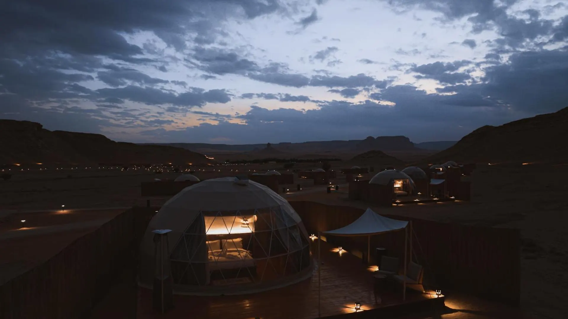 Luxury tent Pauseaway At Tuwaiq House Hotel Riyadh