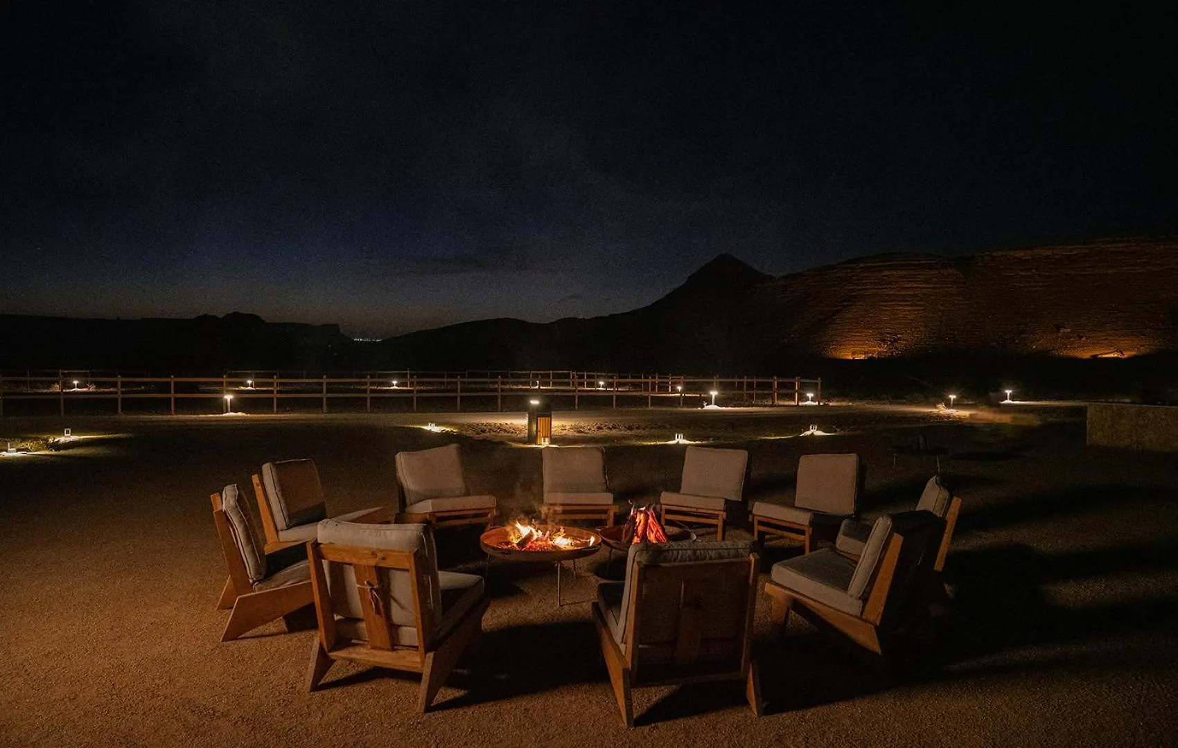 Pauseaway At Tuwaiq House Hotel Riyadh Saudi Arabia